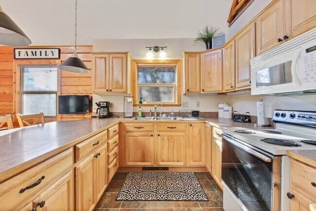 Photo - 1697 Warren Wagon Rd Unit ID1250610P