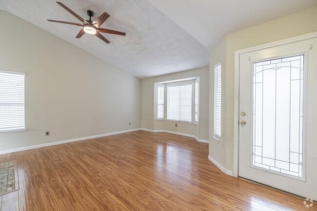 Building Photo - Westside Remodeled 3+2 On Cul De Sac - $2800 Rental