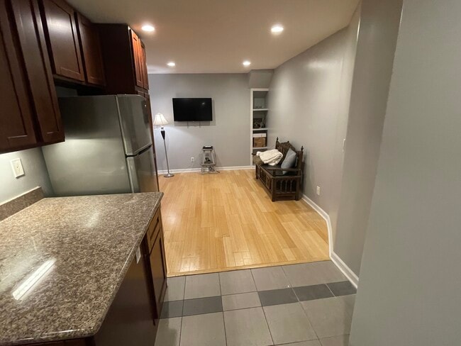 Paseo a la vista - 4844 Daisy St Unidad #A