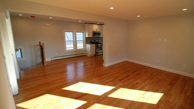 Photo - 147 Springvale Ave