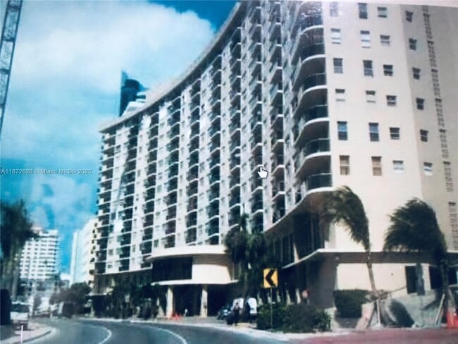 Photo - 6039 Collins Ave Unit 829