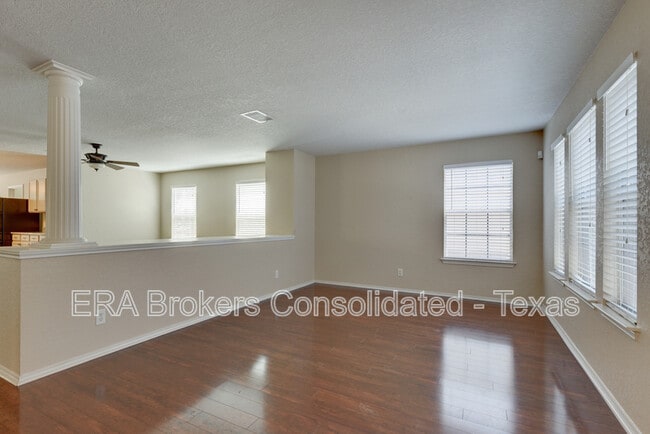 Photo - 16734 Basin Oak