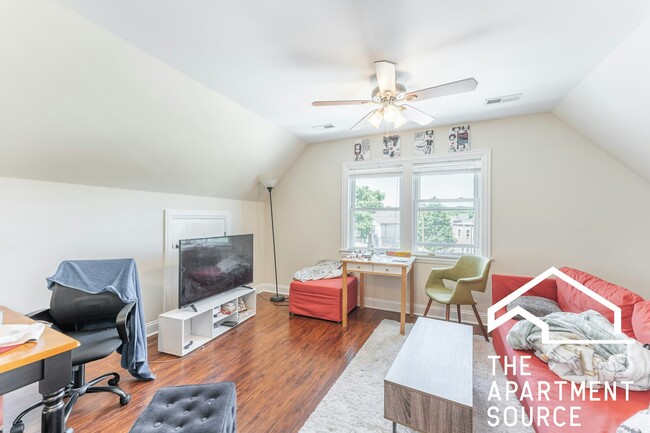 Photo - 3048 N Kimball Ave Apartamento