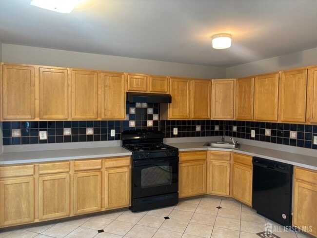 Photo - 131 Murray Dr