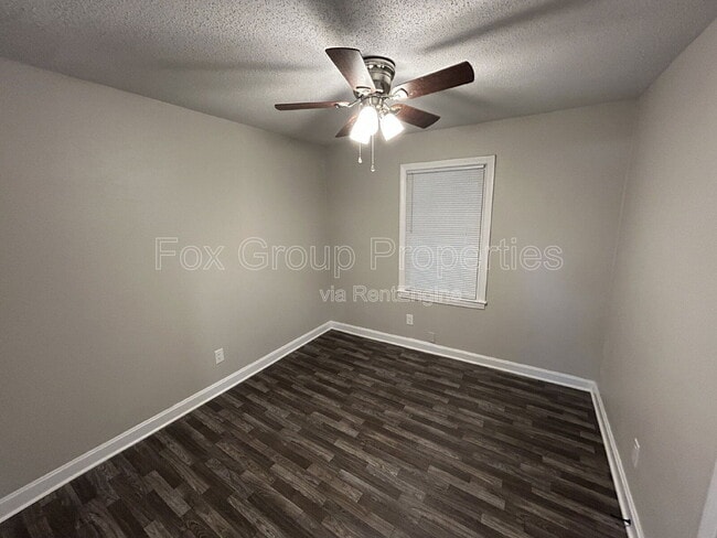 Photo - 402 S Yates St