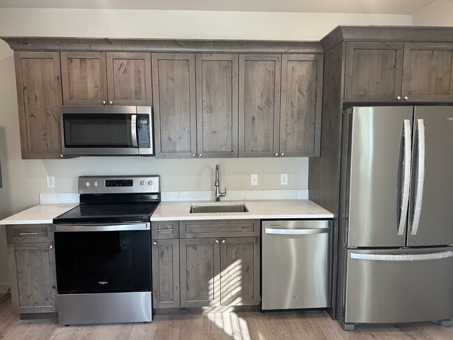 Photo - 4 Laurel Hill Dr