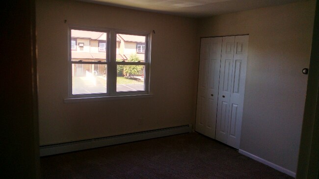 Photo - 2405 Walnut Ridge Dr