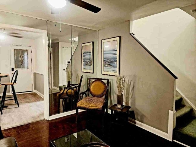 Photo - 1086 Tunbridge Rd