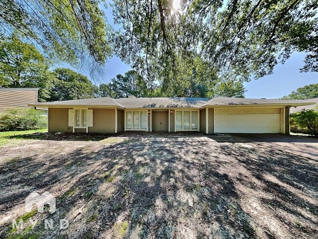 Building Photo - 2506 Cardigan Dr Rental