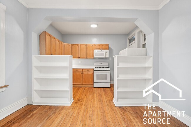 Photo - 2611 N Dayton St Unit 1