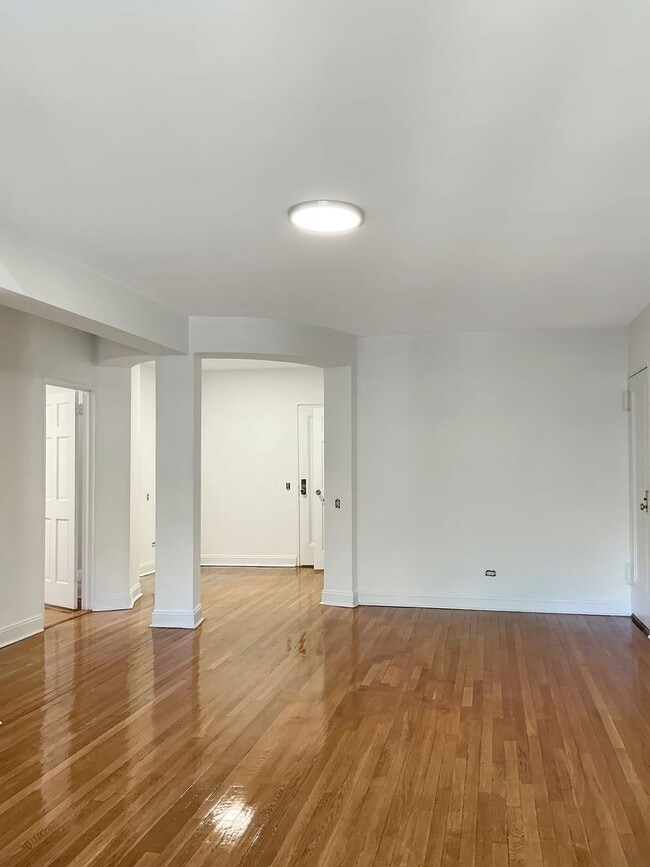 Photo - The Leslie — A Private Garden Enclave for the Modern New Yorker Unit 24W
