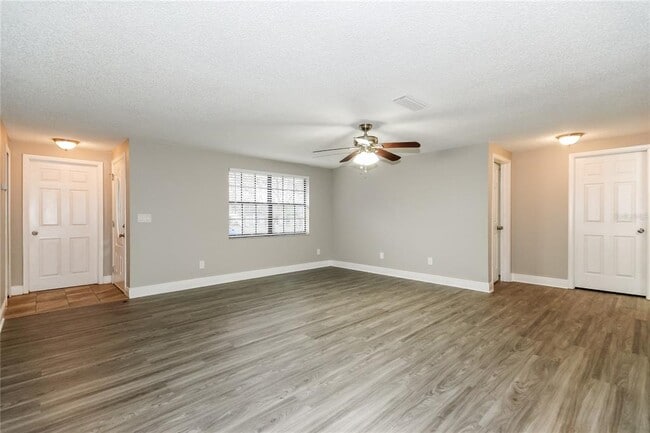 Photo - 3722 Greenford St