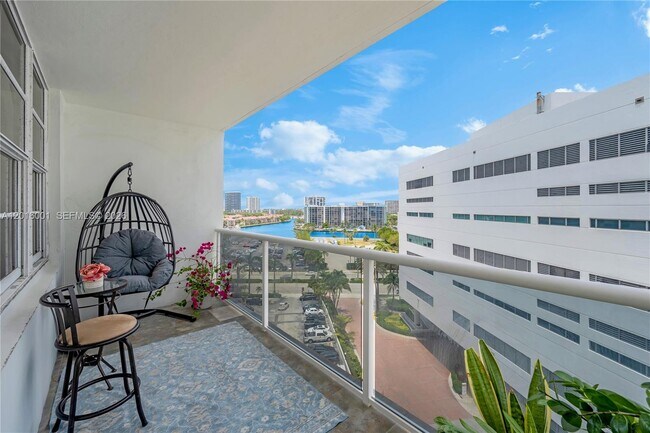 Photo - 3725 S Ocean Dr Unit 1015