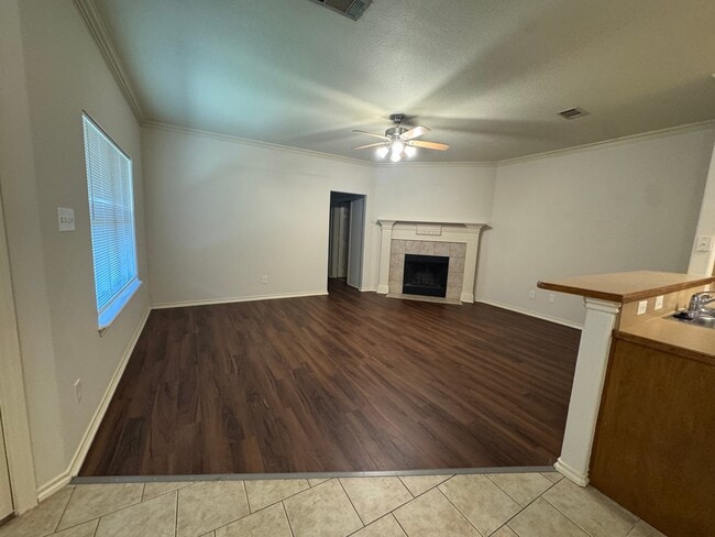 Photo - 5809 Swords Dr