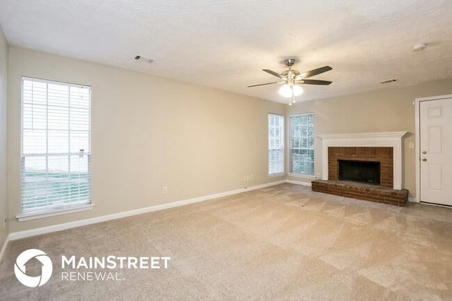 Photo - 430 Standing Rock Dr