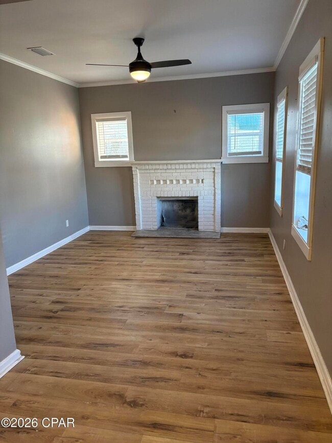 Photo - 1030 Jenks Ave