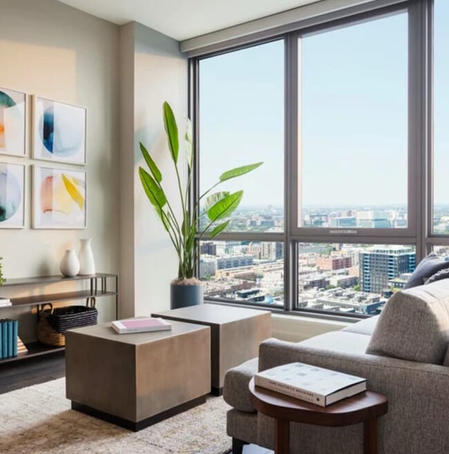 Photo - 900 W Washington Blvd