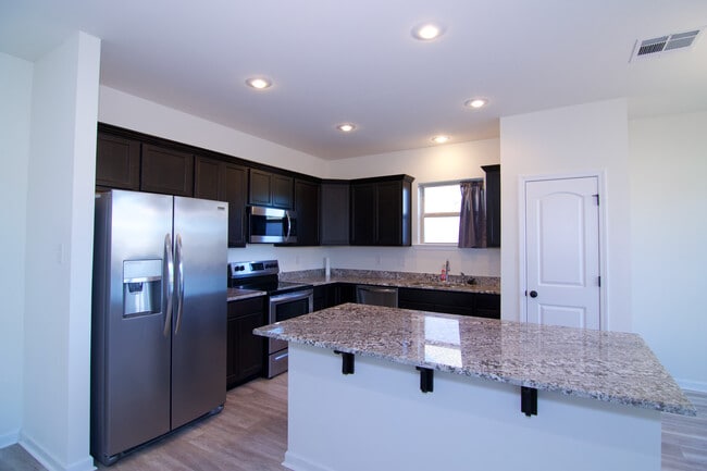 Photo - 41734 Shallow Bend Dr