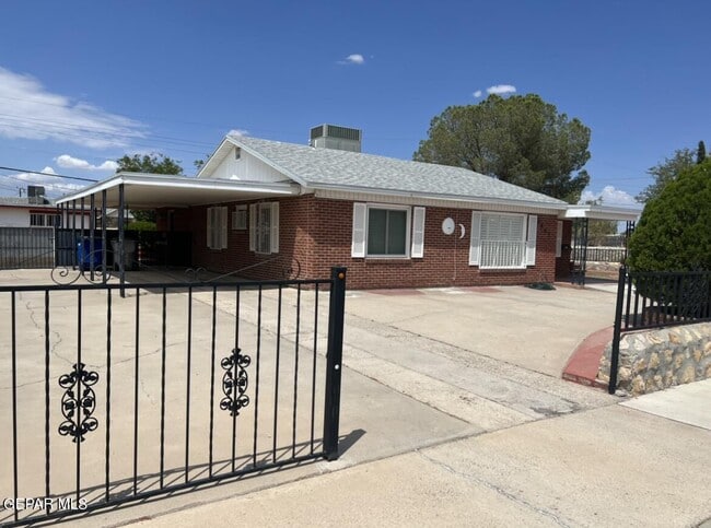 Photo - 6447 Navajo Ave