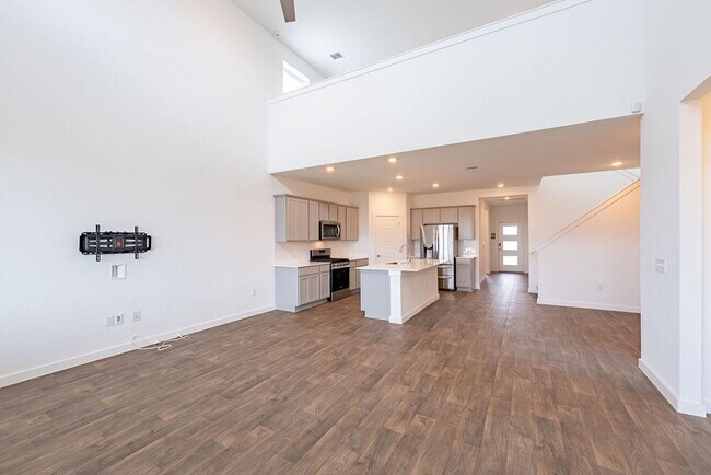 Photo - Modern 4 bedroom, 3 bathroom home in Canta...