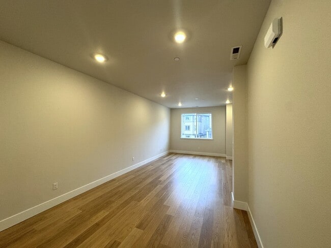 Photo - 15083 NW Ethel Ln