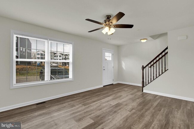 Photo - 74 Brookside Ave Casa Adosada