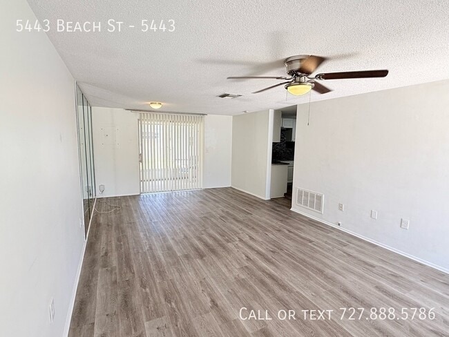 Photo - 5443 Beach St Unit 5443
