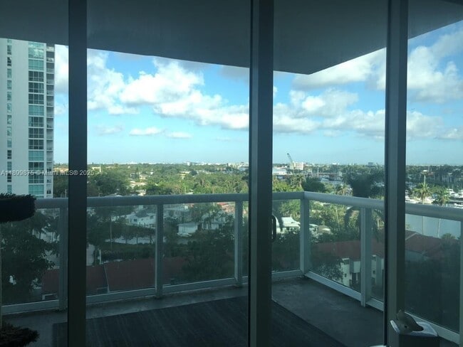 Photo - 1861 NW S River Dr Unit 902