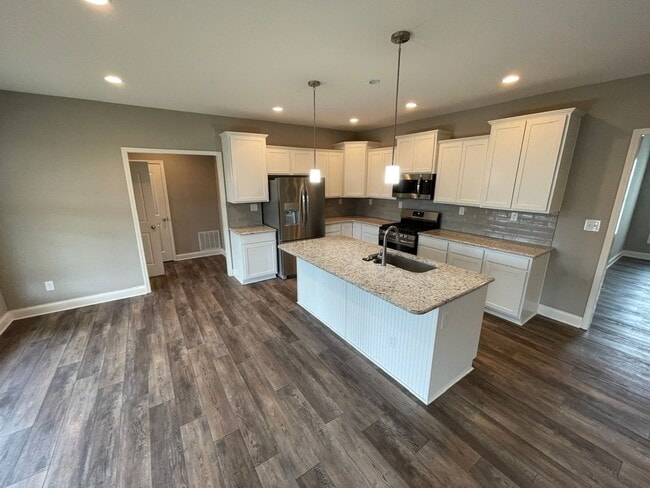 Photo - Large Home For Rent East Louisville