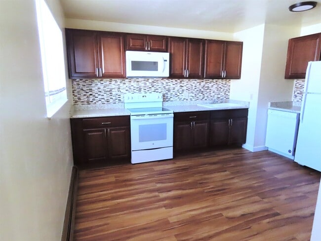 Photo - 1129 Darby St Unit #B