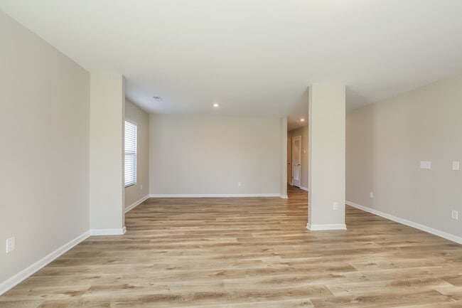 Photo - 2407 Heritage View Ln