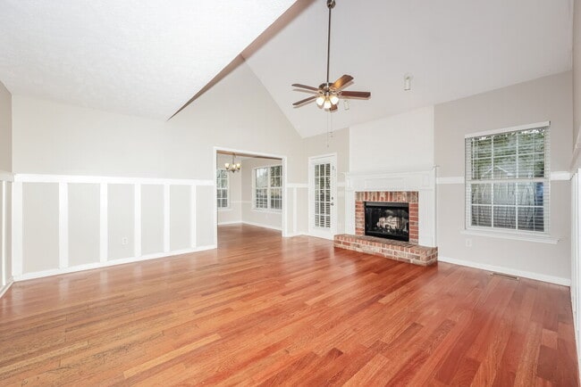 1924 Pennington Dr