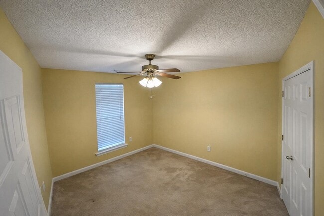 Photo - 5428 Gold Leaf Ln