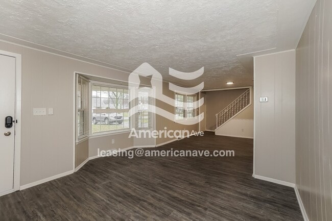 Photo - 808 Irving Park Blvd