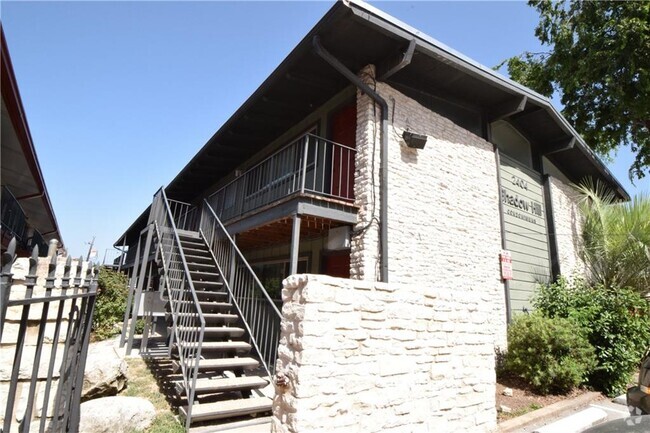 Building Photo - 2404 Longview St Unit 103 Rental