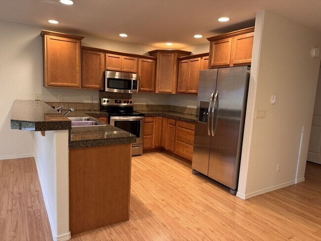 Photo - Spacious town home in small community. Spacious and bright! Available now!