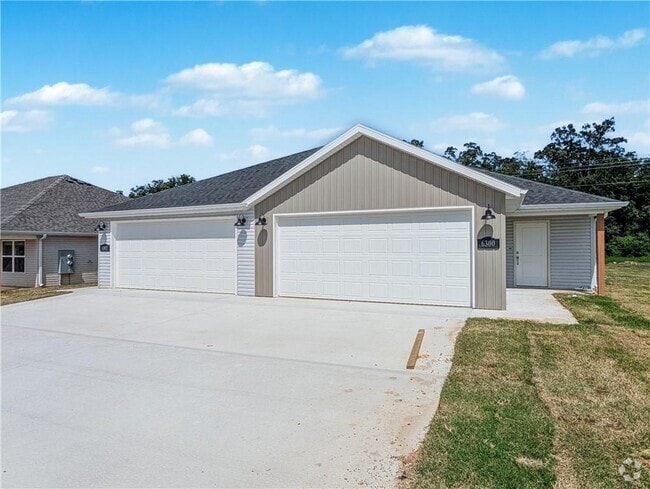 Building Photo - 6310 NW Kathleen St Rental