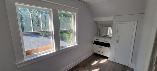 Photo - AVAILABLE JUNE 1ST - 2 Bed/ 1 Bath w/ Great Yard!