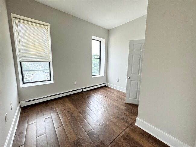 Photo - 15 Ruggles St Unit 1