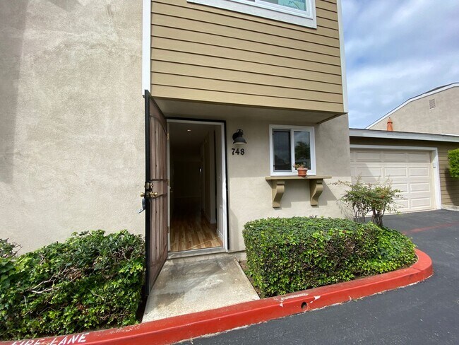 Photo - Bright and Spacious 2 Bed/1.5 Bath South O...