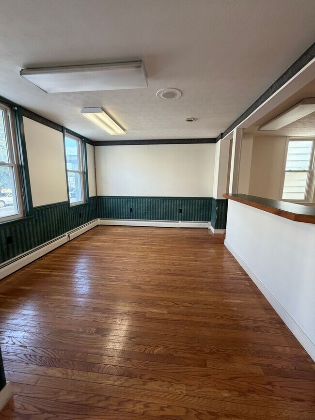 247 S 8th St Unit 1