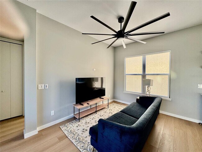 Photo - 1324 S Daytona Ave