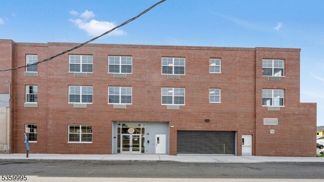 Photo - 247 Parker Ave Unidad 308