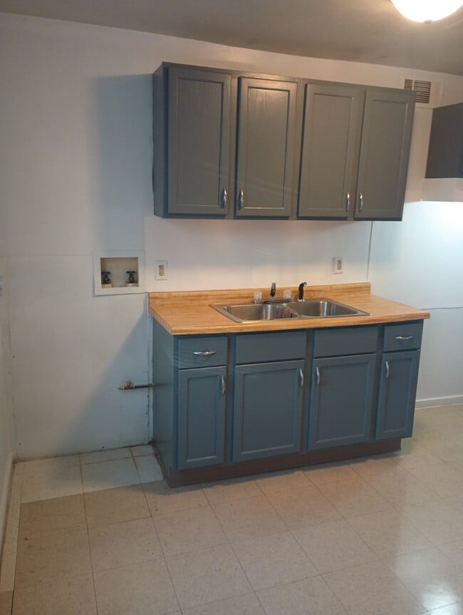 Photo - Progress only with work