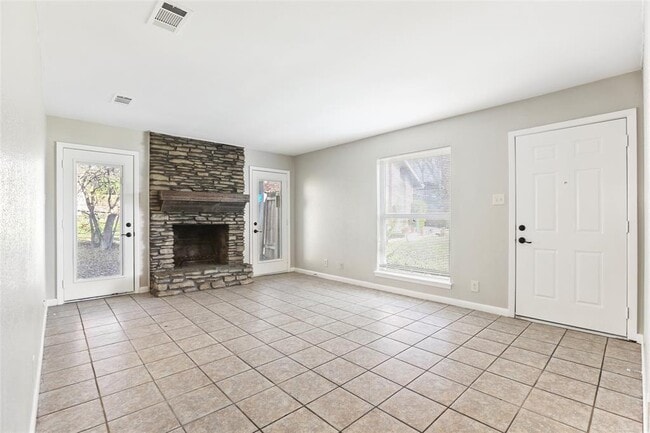 1408 Valleyridge Cir