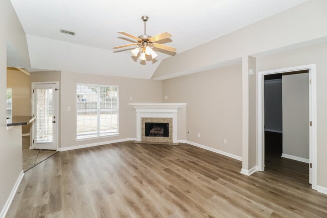 6499 Sandbourne E
