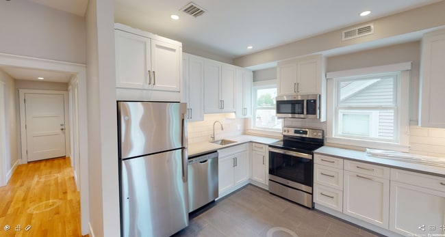 Photo - 71 Spring St Unit 70-1