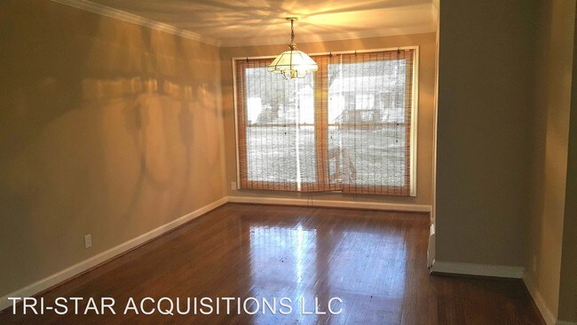 Photo - 3 br, 1 bath House - 9906 Calumet