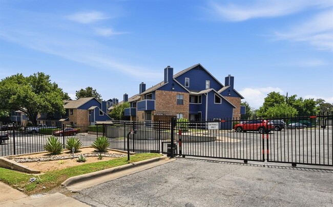 Photo - 2500 Burleson Rd Unit 402