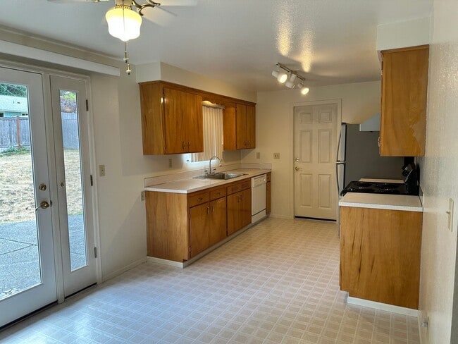 Photo - 5707 Sunset Ln